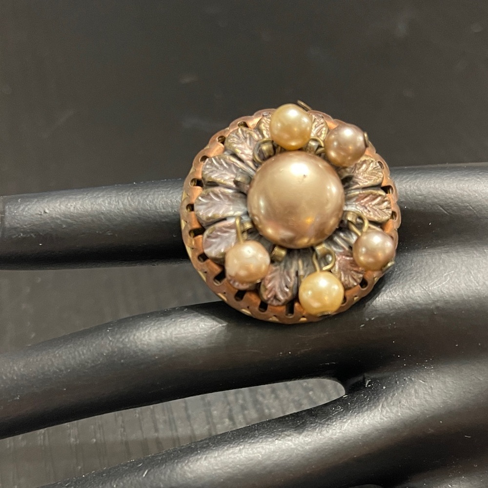 Vintage Bronze and Pearl Ring 0470